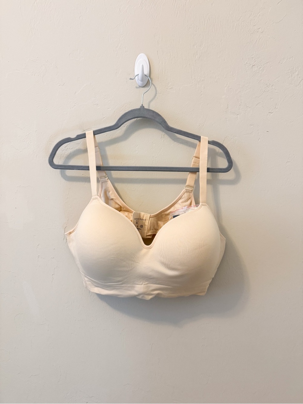 New Underoutfit Comfort Shaping Support Padded Wireless Bra